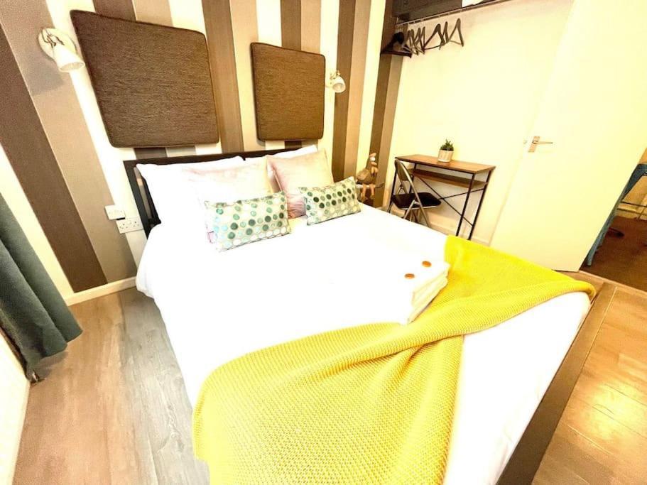 Serene And Cozy 1-Bedroom House With Parking Cambridge-i reptér Kültér fotó
