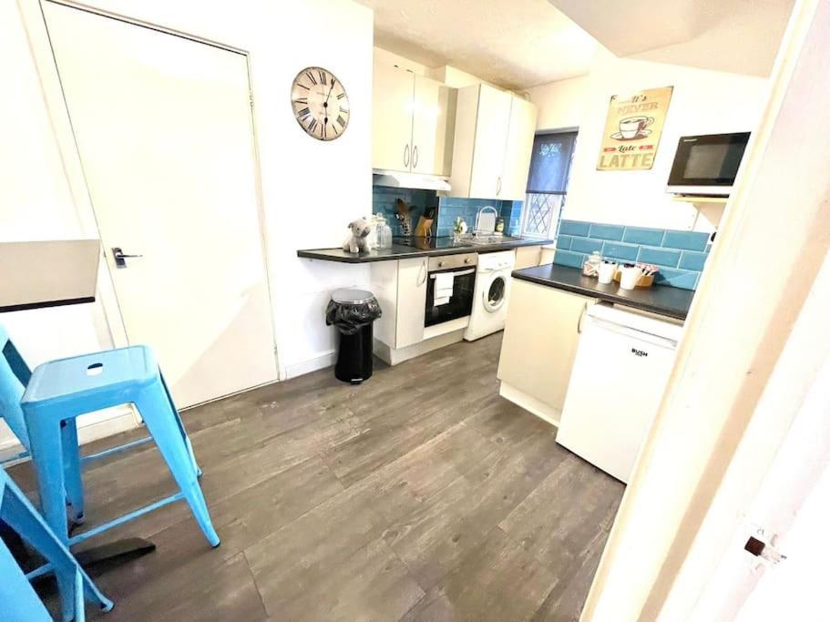 Serene And Cozy 1-Bedroom House With Parking Cambridge-i reptér Kültér fotó