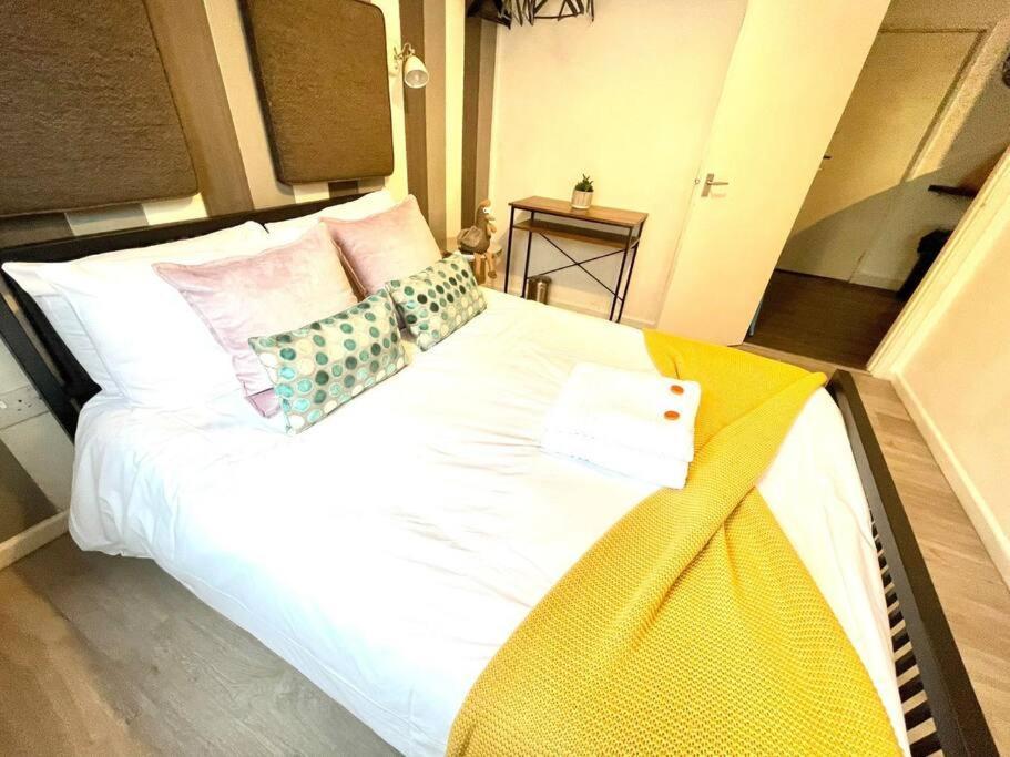 Serene And Cozy 1-Bedroom House With Parking Cambridge-i reptér Kültér fotó
