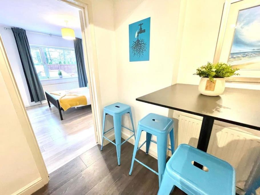 Serene And Cozy 1-Bedroom House With Parking Cambridge-i reptér Kültér fotó